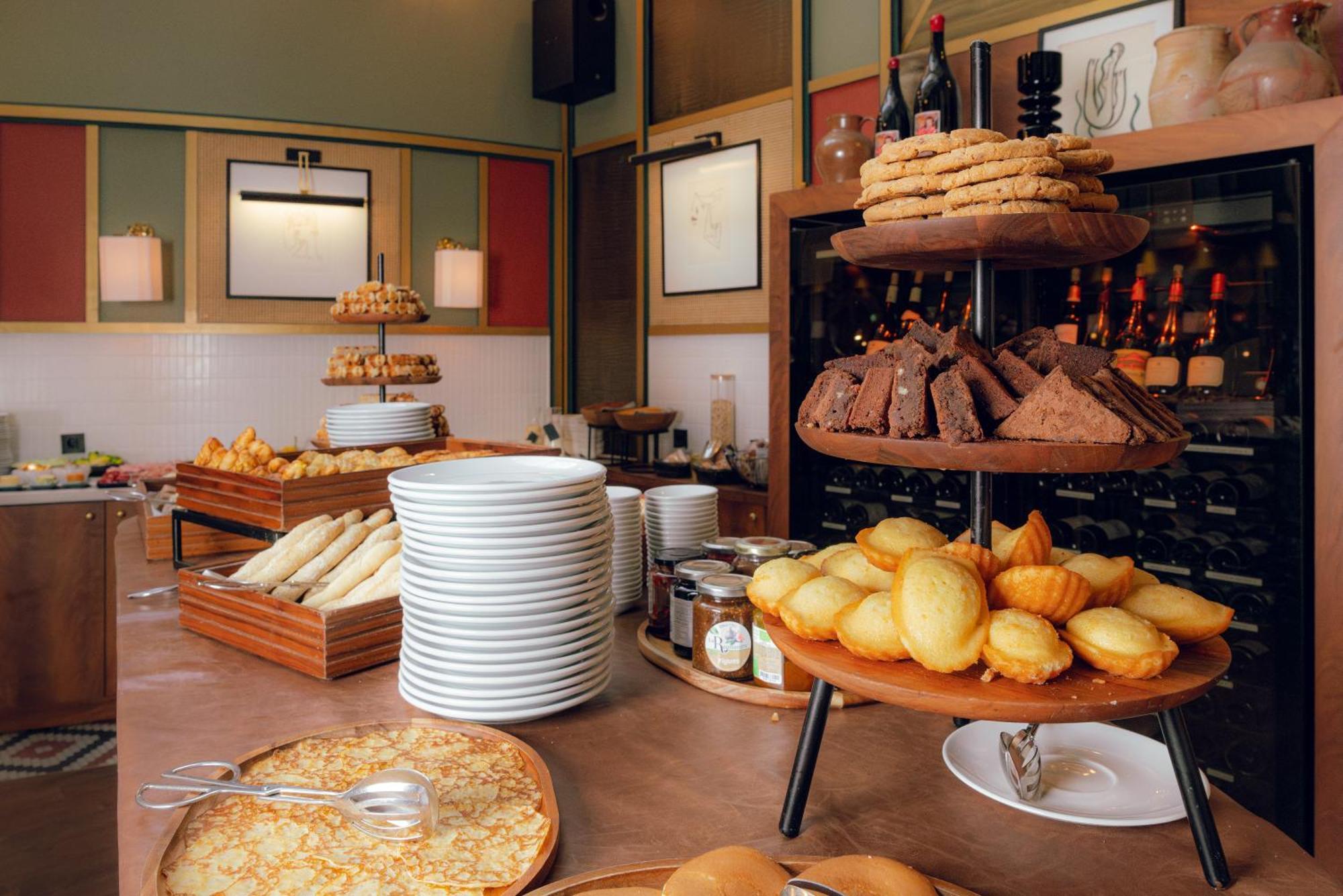 Nest Paris La Defense - Mgallery Puteaux Ngoại thất bức ảnh A typical buffet